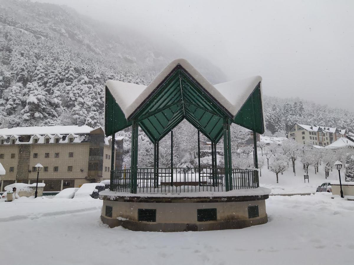 Apartamento de montaña Nueva Canfranc Exterior foto